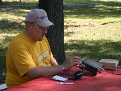 Tom, N2UHC taking a turn on 20 meters SSB with his home constructed BITX20.