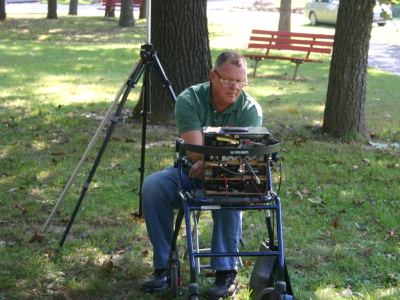 Bob, W7KU on 20 meters SSB using Rex's "shack in a box".